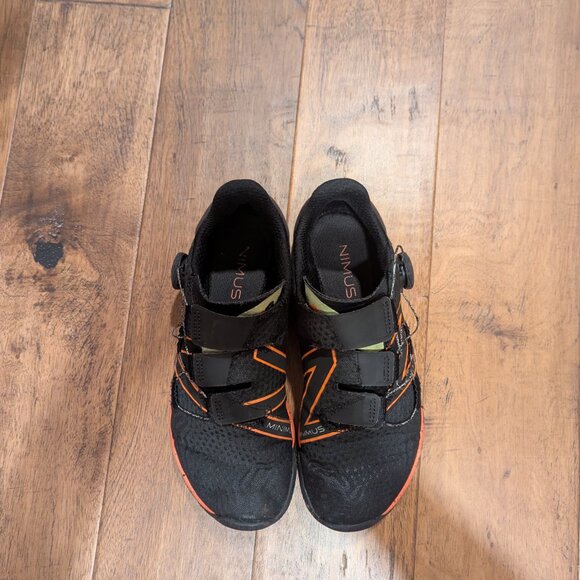 New Balance Minimus men's sneakers - black orange, 7.5 - Picture 2 of 5